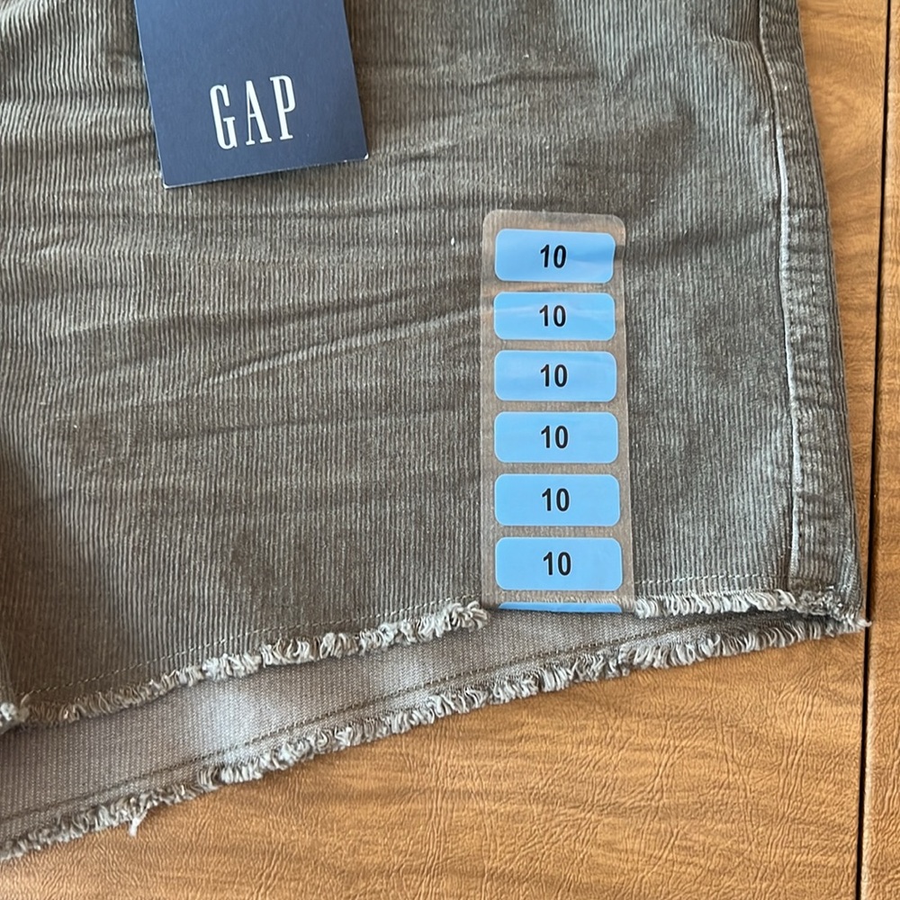 Gap corduroy shorts - Picture 3 of 6